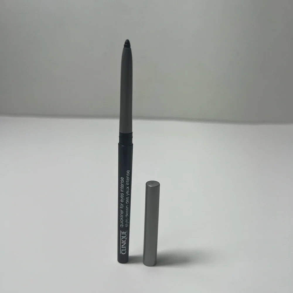 Clinique Quickliner for Eyes Intense Eyeliner in 01 Intense Black